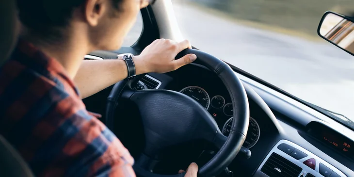 Experienced driver for Shuttle Service Fairbanks offering aurora tips Experienced driver for Shuttle Service Fairbanks offering aurora tips