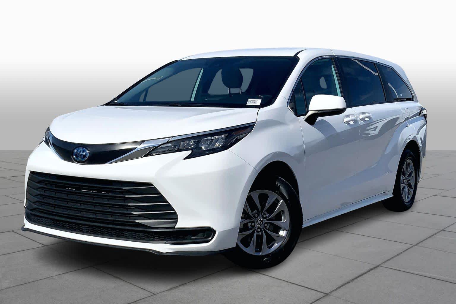 Toyota Sienna Minivan 2025